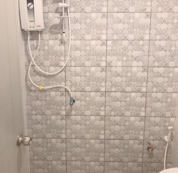Номер Стандарт Трехместный, Zleepinezz Hostel