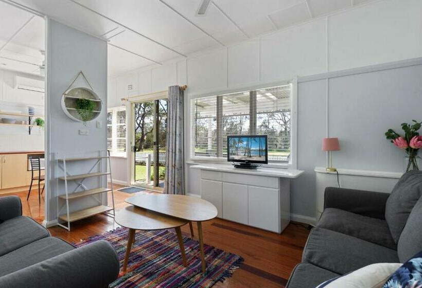 בקתה סטנדרטית, Calm Waters Waterfront Cottages