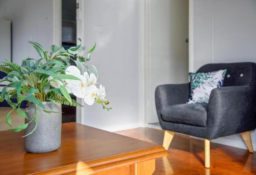 בונגלו סטנדרט עם נוף לגינה, Calm Waters Waterfront Cottages