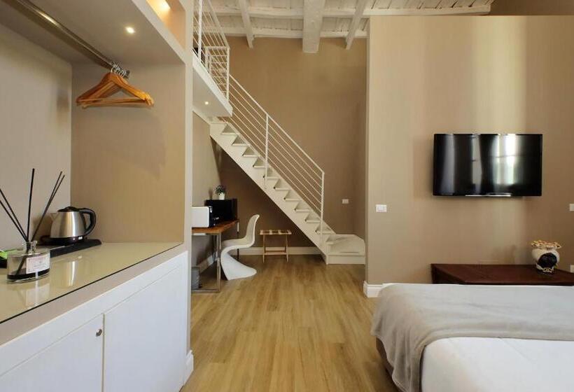 Полулюкс Повышенной Комфортности, Il Borgo Your Luxury Suites Giubileo 2025