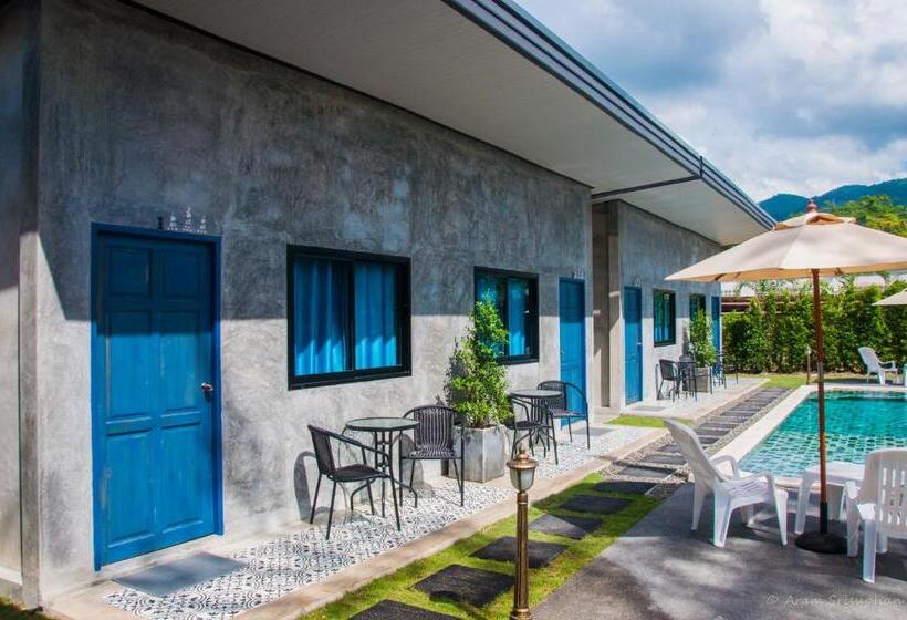 اتاق استاندارد با تخت بزرگ, Ongsa House