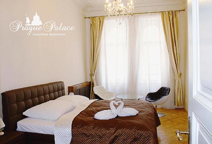Quarto Deluxe, Prague Palace   Wenceslas Square