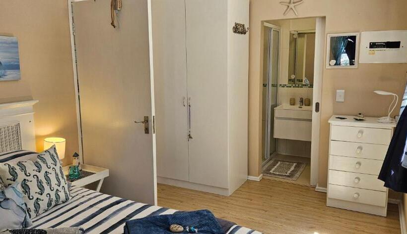 Номер Deluxe, The Holliday Pad