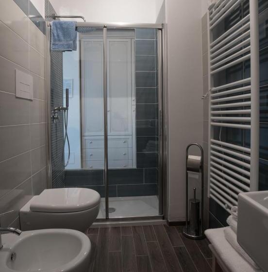 اتاق لوکس, B&b Villamarea