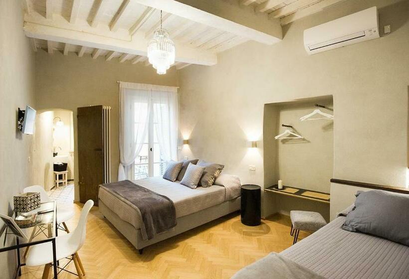 اتاق استاندارد سه تخته با بالکن, Il Piccolo Cavour Charming House B&b
