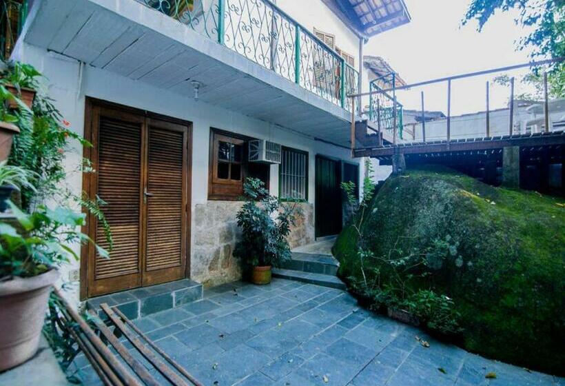 سوئیت با چشم‌انداز رودخانه, Ilha House Suítes