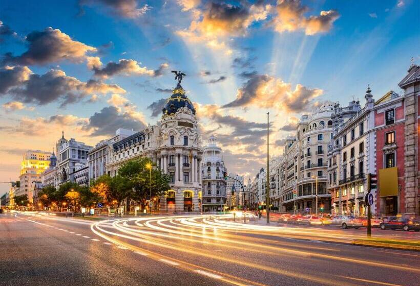 آپارتمان 2 خوابه, La Reina De Gran Via   Parking Tph