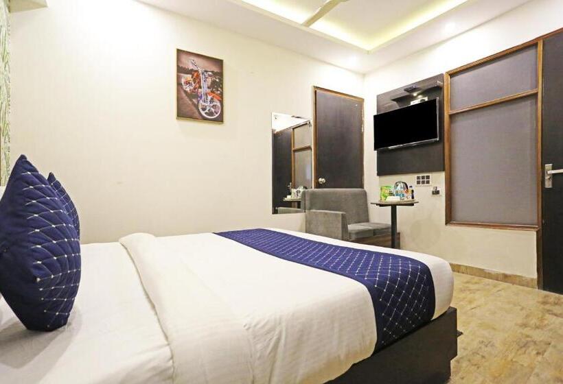 سوییت خانوادگی, Gl Suites Near Delhi Airport