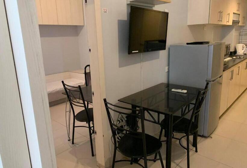 2 Bedroom Apartment, Wind And Sea At Sea Residences