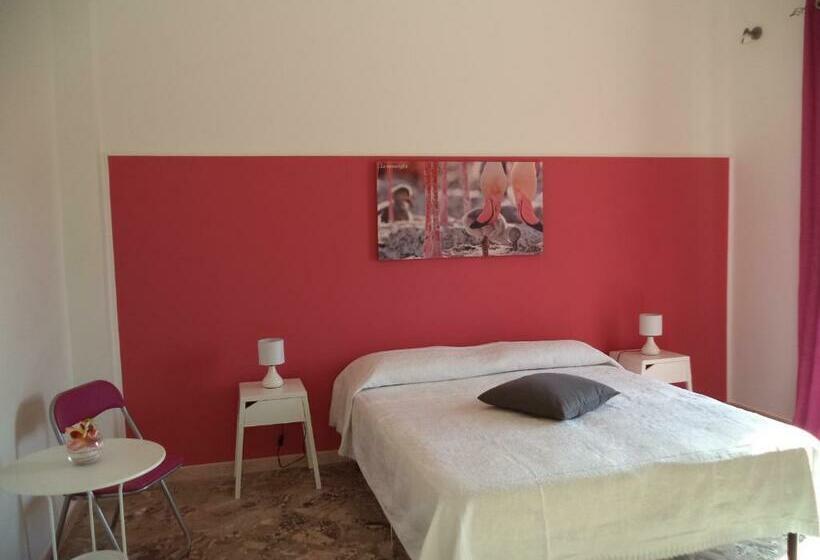 اتاق خانوادگی, Il Fenicottero B&b
