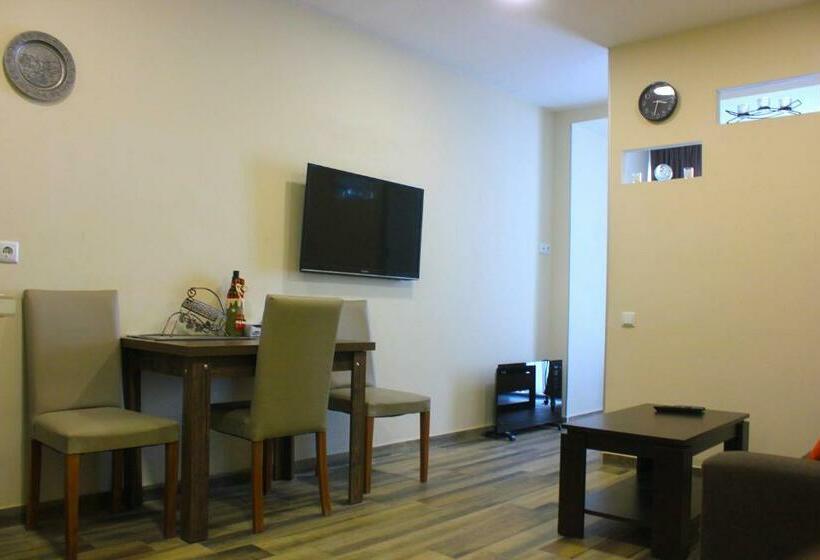 سوییت, New Gudauri Loft 2   Mountain Harmony, Quiet & Cosy Place Next To Main Lift
