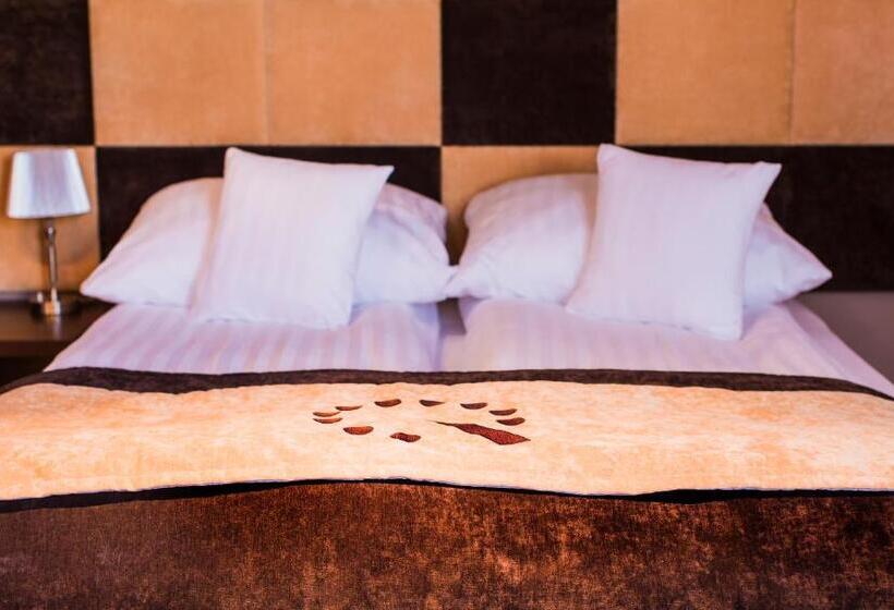 Апартаменты 2 Спальни, Boutique Hotel S Iii Piłsudskiego