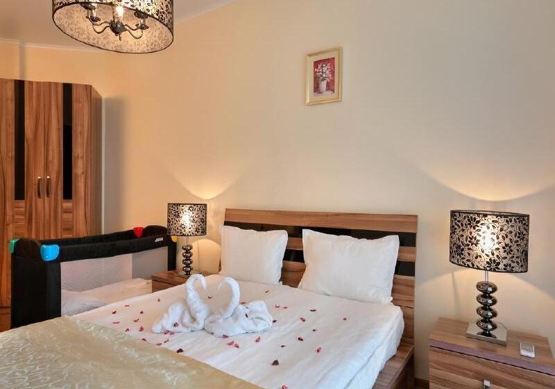 Номер Стандарт Трехместный, Boutique Hotel S Iii Piłsudskiego