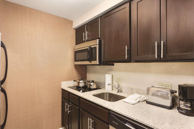 Люкс, Homewood Suites Atlanta Airport North