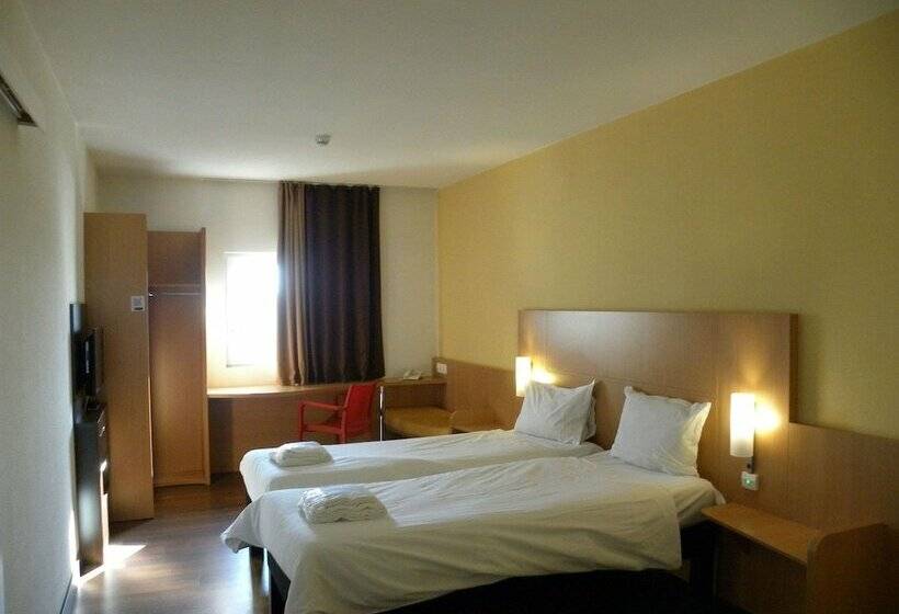 Номер Стандарт, Ibis Sofia Airport