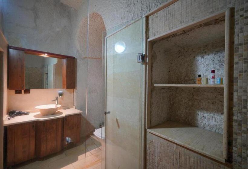 3-Bett-Standardzimmer, View Cave