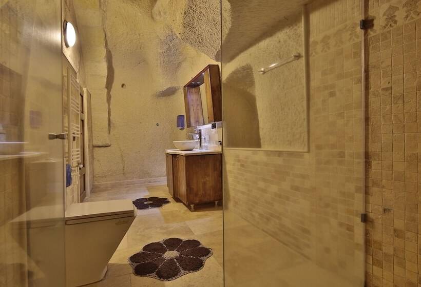 3-Bett-Standardzimmer, View Cave