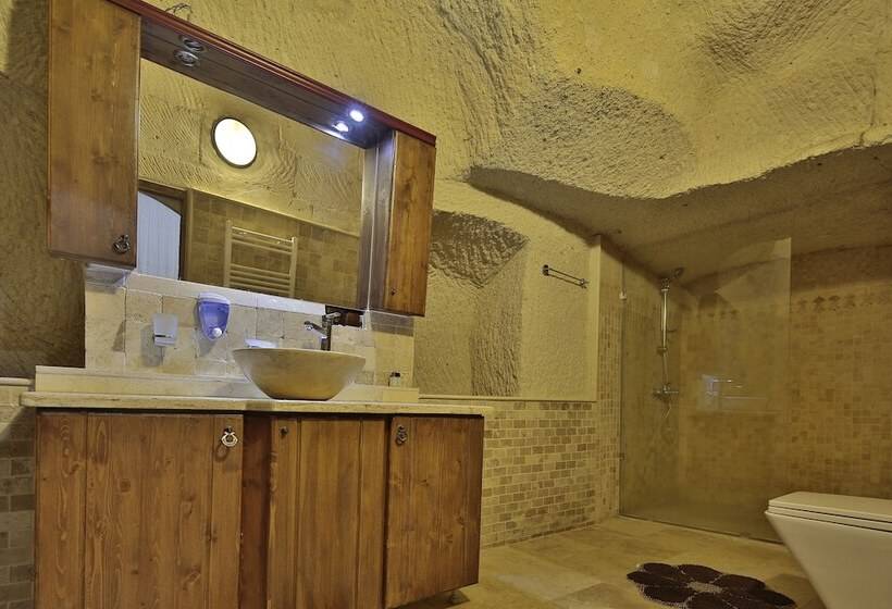 3-Bett-Standardzimmer, View Cave