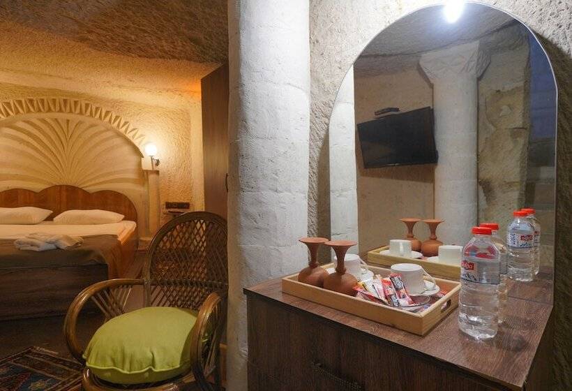 Standardzimmer, View Cave