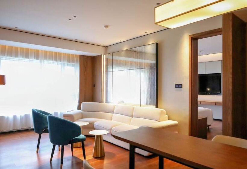 Люкс Повышенной Комфортности, Howard Johnson Optics Valley Hotel Wuhan