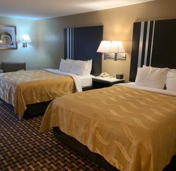 Номер Стандарт, Quality Inn And Suites Middletown Franklin