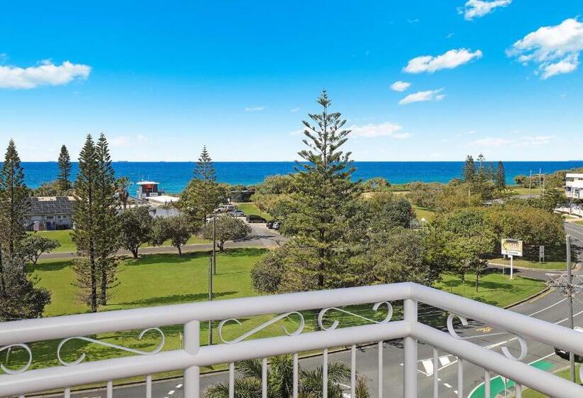 Апартаменты 1 Спальня Вид на Море, Beachside Resort Kawana Waters