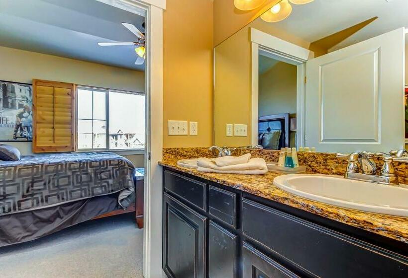 آپارتمان 3 خوابه, Bear Hollow Condo #4308