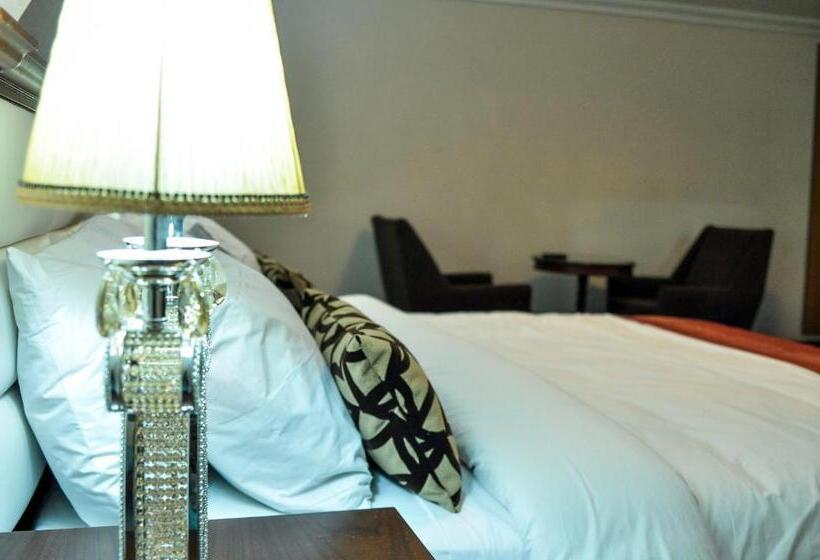 اتاق استاندارد, Fritz Apartments And Suites
