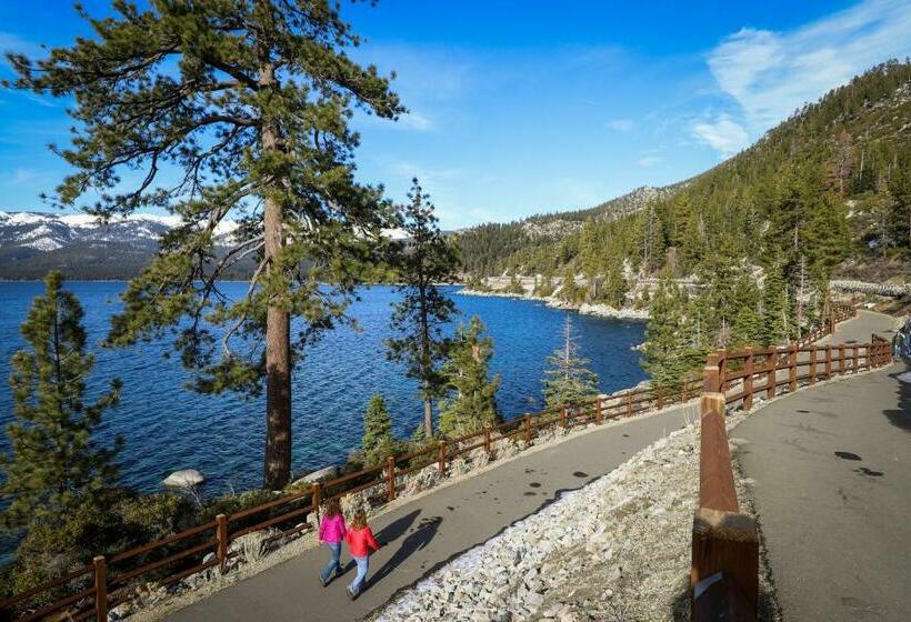 Апартаменты 2 Спальни, North Tahoe Nest