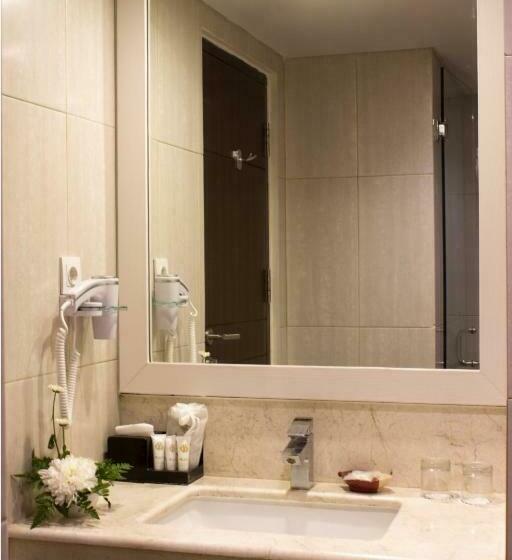 Номер Deluxe, Atria Hotel Malang
