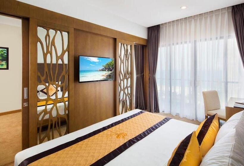 سوئیت با بالکن, Galina Hotel & Spa