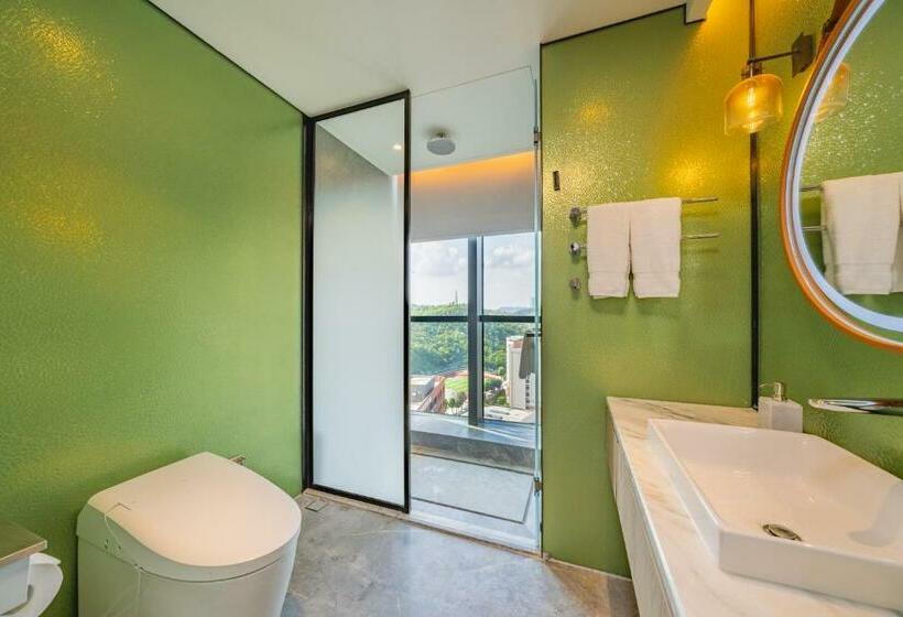 Стандартный Номер Кровать Кинг, Holiday Inn Zhuhai City Center, An Ihg