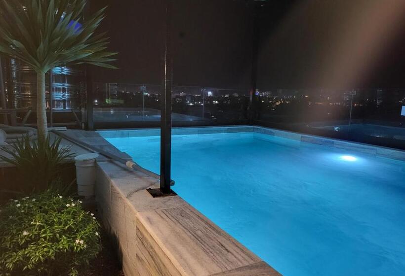 اتاق سوپریور با تخت بزرگ, Ruby Hotel Vĩnh Long