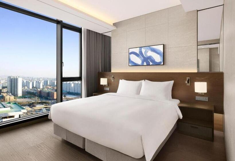 Полулюкс Вид на Парк, Four Points By Sheraton Suwon
