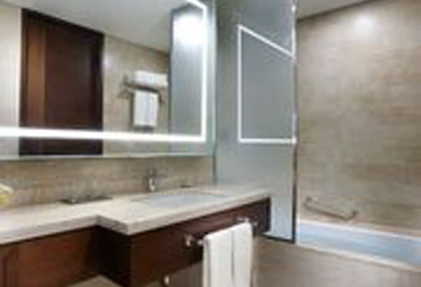 اتاق استاندارد سه نفره, Lotte City Hotel Daejeon