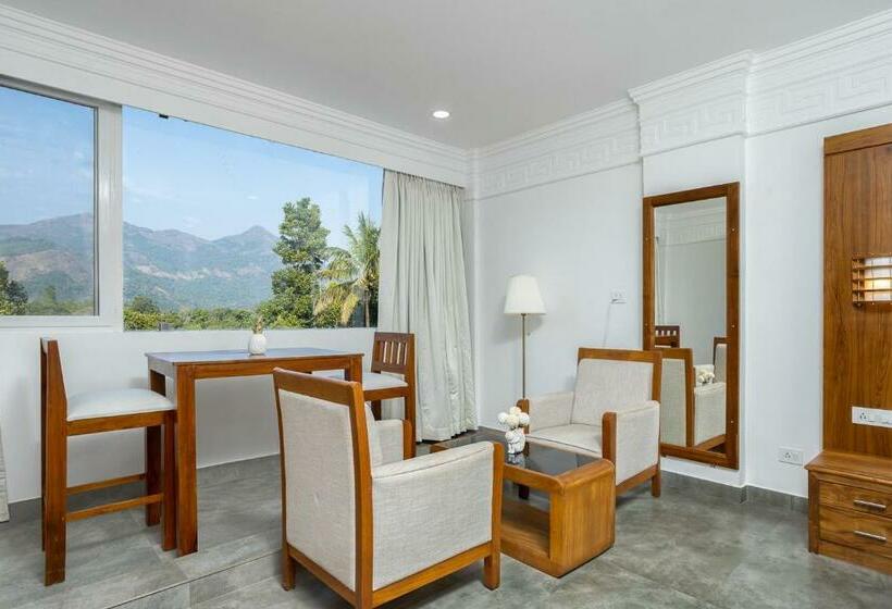 سوئیت جونیور با چشم‌انداز کوهستان, White House, Munnar