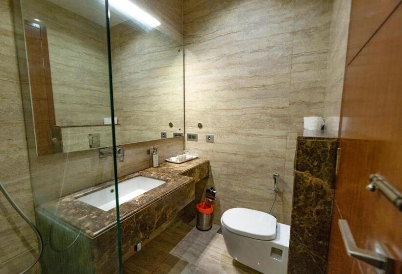 Номер Superior Кровать Кинг, Millennium Inn, Prayagraj