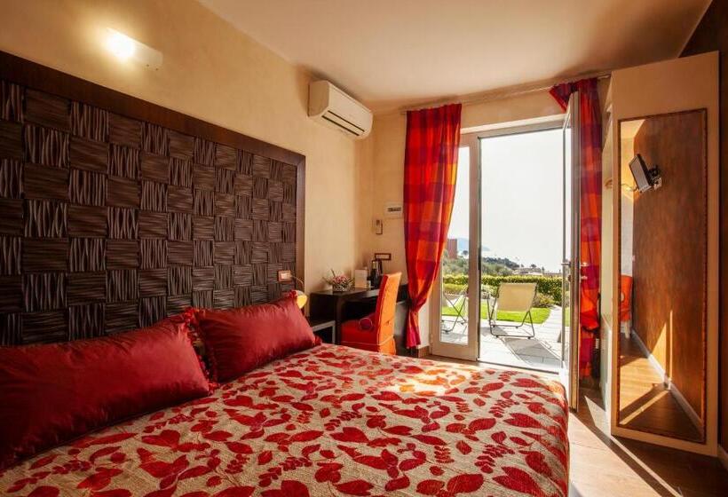 اتاق استاندارد با چشم‌انداز باغ, B&b Il Parco
