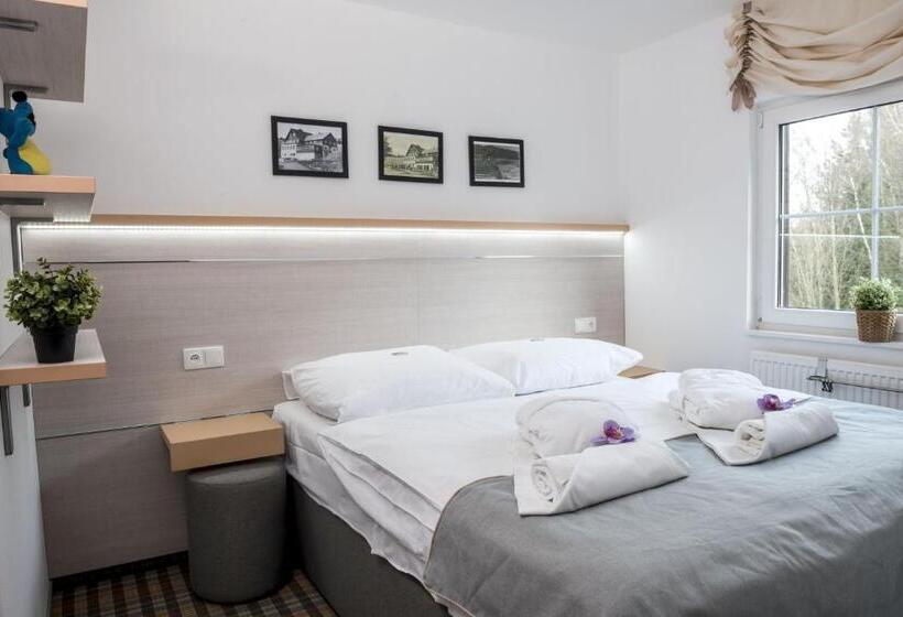 家庭间, Horský Hotel Dobrá Chata