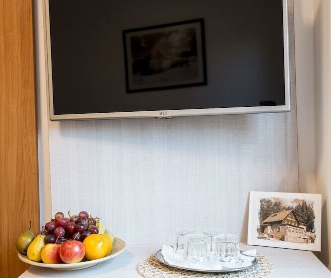 标准三人间, Horský Hotel Dobrá Chata