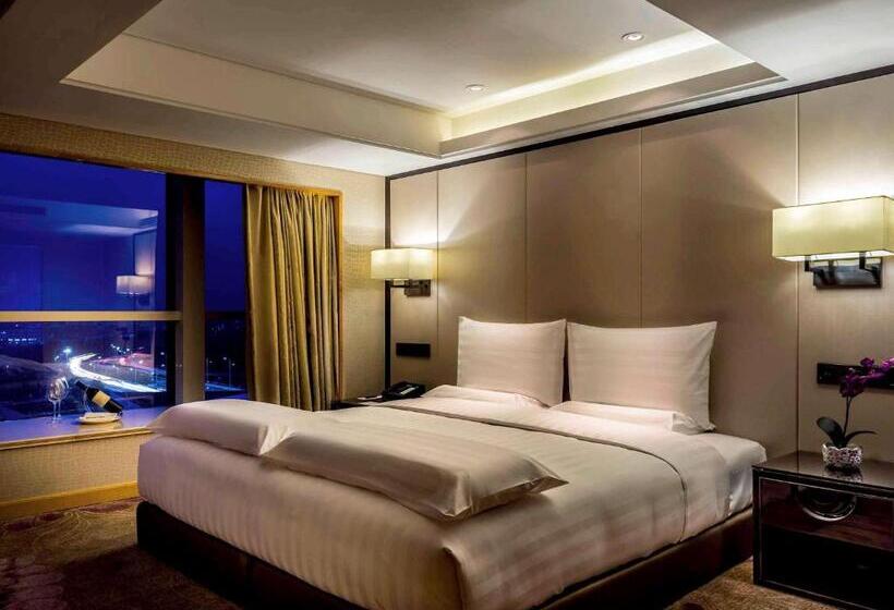 Люкс Повышенной Комфортности, Pullman Qingdao Ziyue