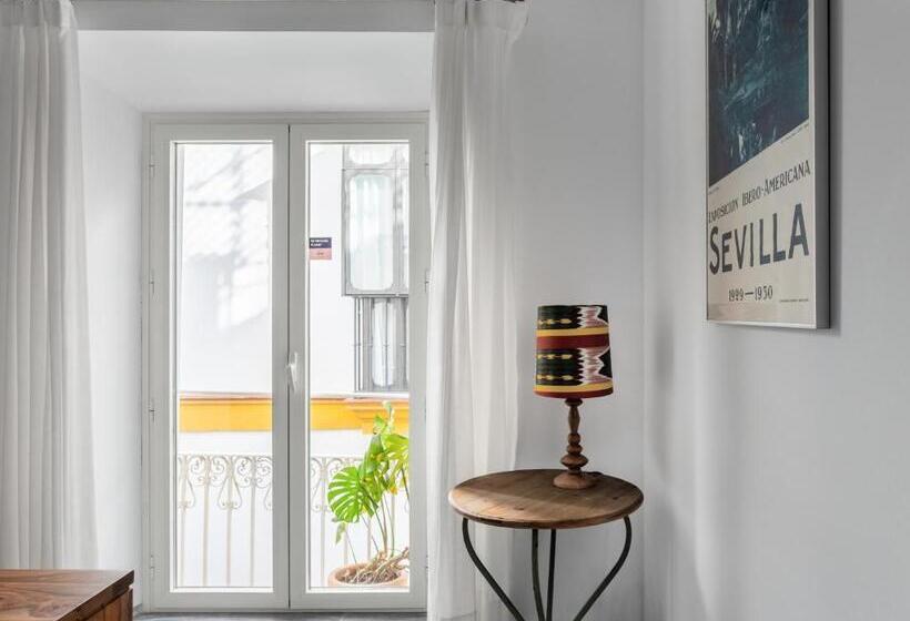 Apartament 3 Dormitoare, Numa I Jondo Apartments