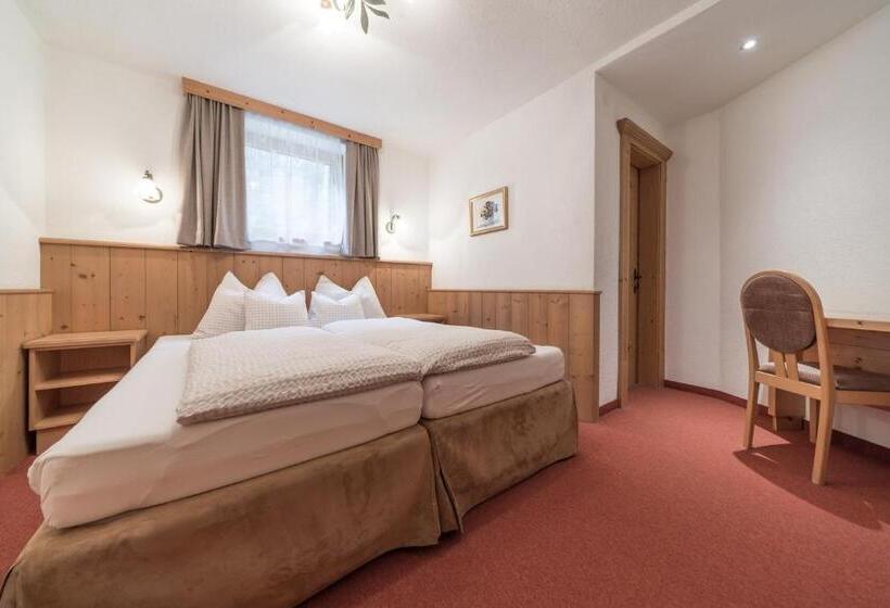 آپارتمان سوپریور 2 خوابه, Pension Bergfrieden