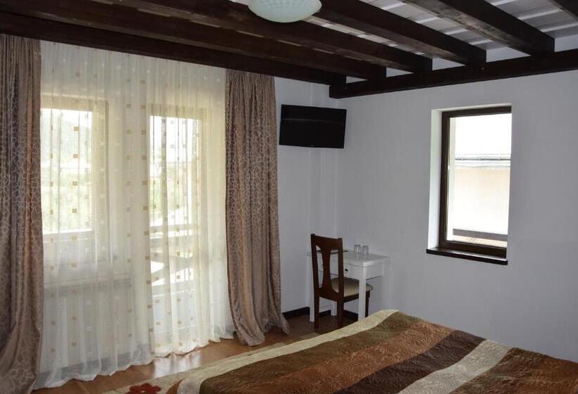 Номер Комфорт, Pensiunea Casa Elvira