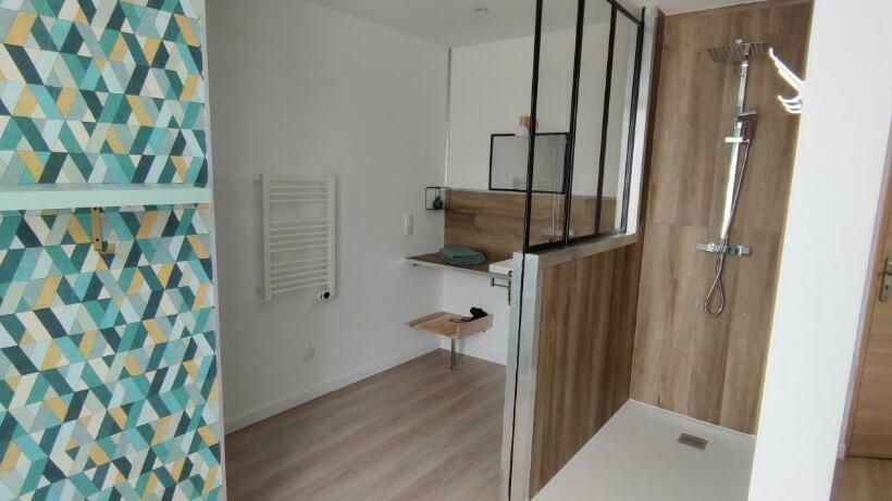 Номер Стандарт, Chambres D Hotes Mandachaina
