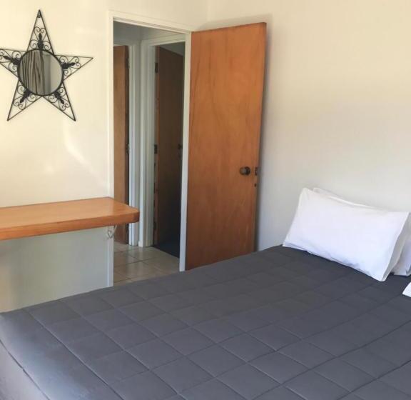 Апартаменты 1 Спальня, Edelweiss Motel