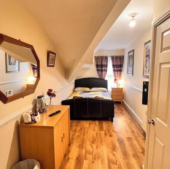 Quarto Estandar, Castle Lodge Guest House 86 88 Sheil Rd L6 3af