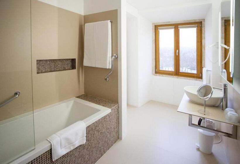 חדר פרמיום, Convento Da Serta