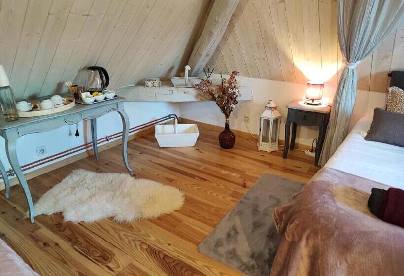 Четырехместный Номер Стандарт, Le Domaine Du Sens