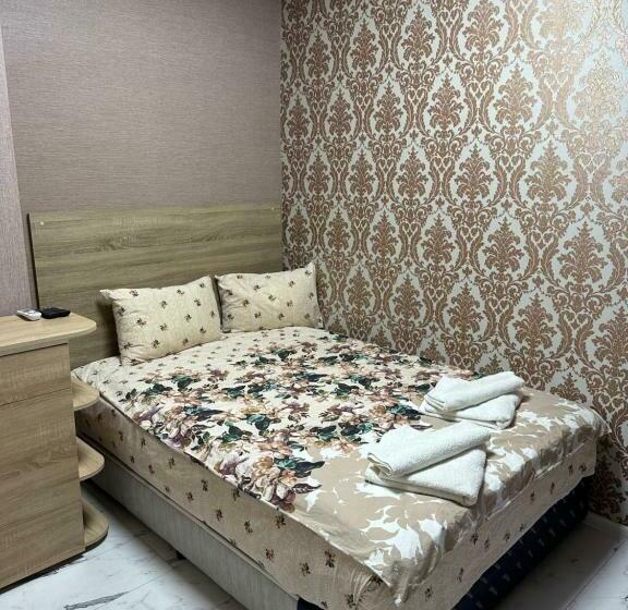 Номер Deluxe, Suhin Dol